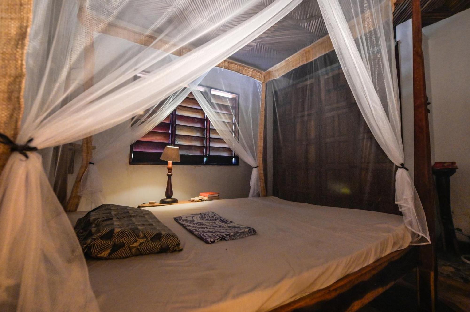 Shambala Madagascar: Beachfront Lodge And Adventures Ambolobozo Exterior photo