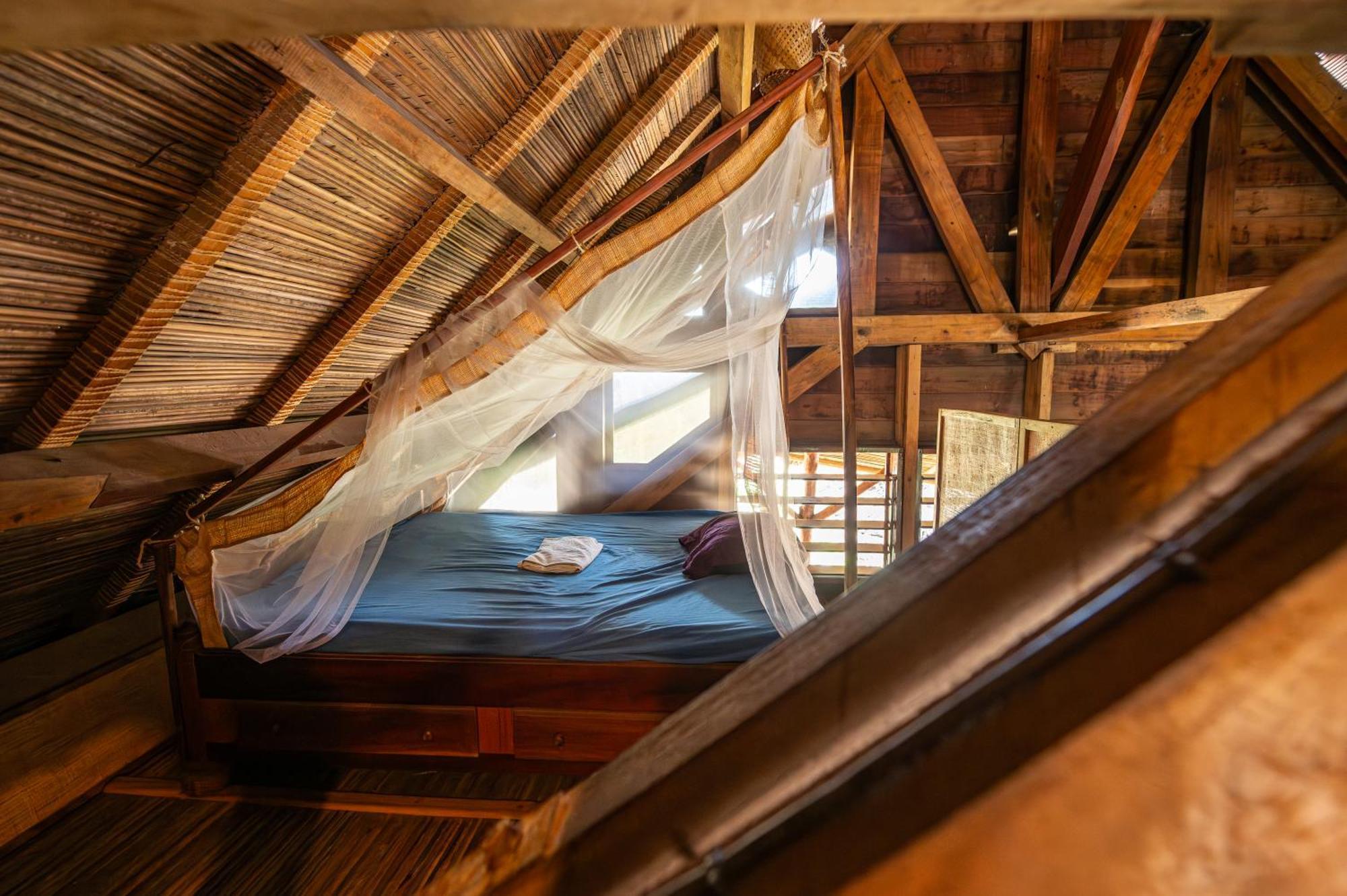 Shambala Madagascar: Beachfront Lodge And Adventures Ambolobozo Exterior photo